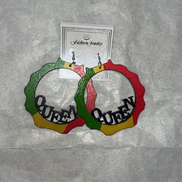 Fashion Jewelry Jewelry - Queen Statement Hoop Earrings